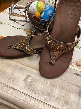 Vionic Women’s Jeweled Sandals Like New Comfort Brown Size 6